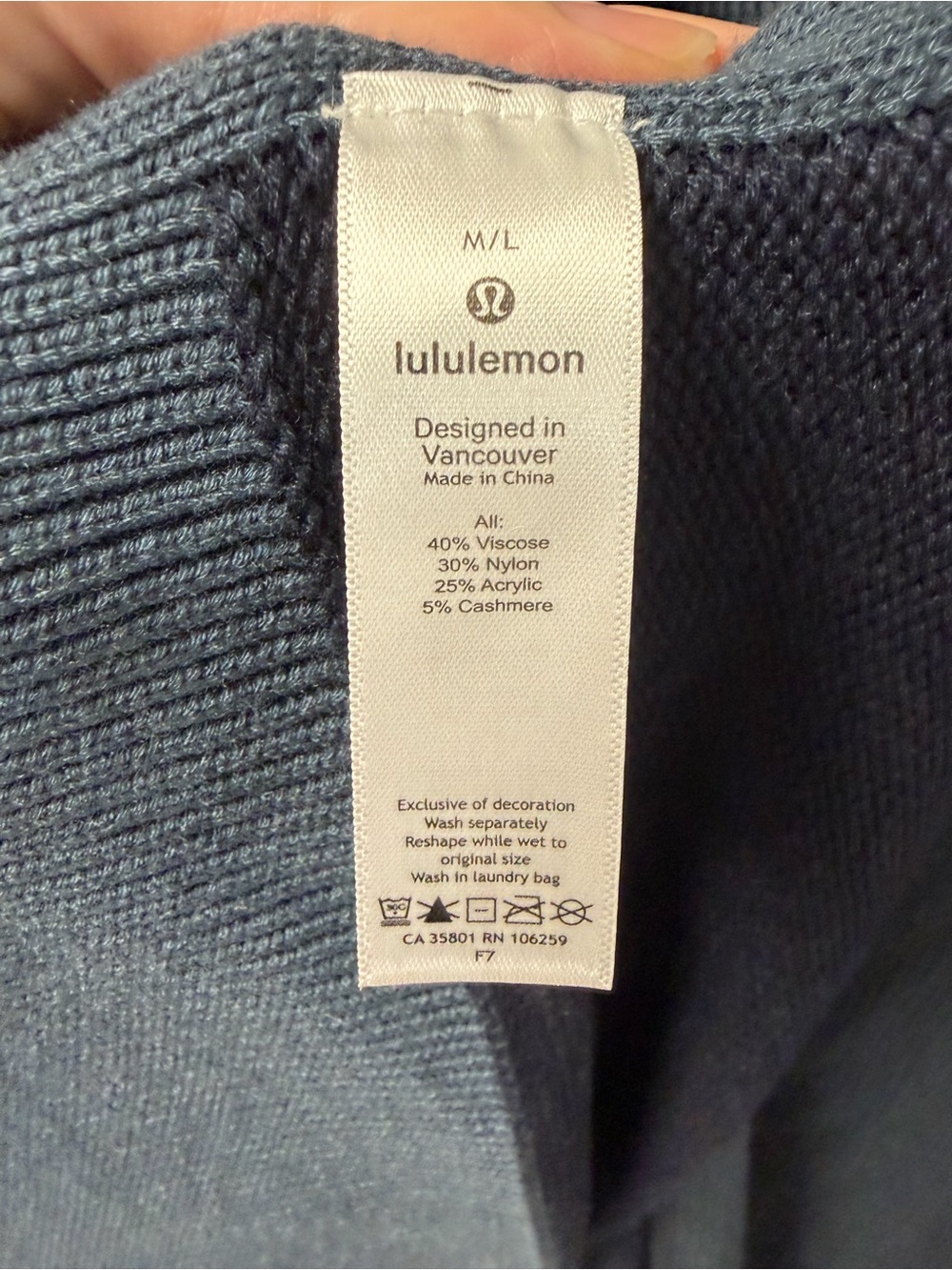 Lululemon Opened Up Poncho Cashmere Blend Blue Size Medium/Large - Picture 7 of 10